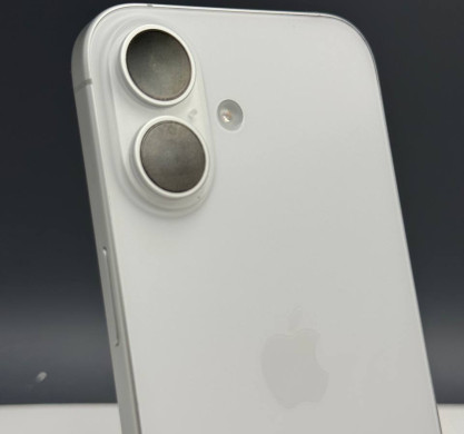 iPhone 16 256GB White 99%